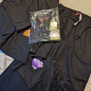 Women's scrubs